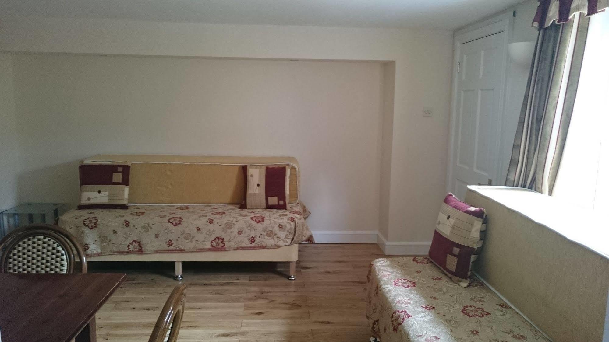 Mayville House Apartment Cheltenham Extérieur photo