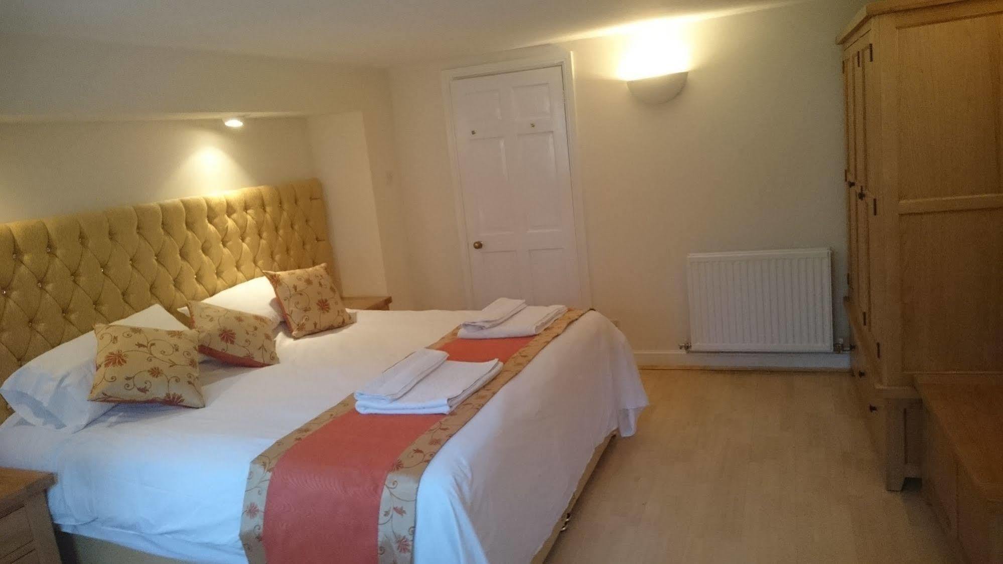 Mayville House Apartment Cheltenham Extérieur photo